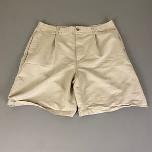 Chaps Golf Shorts Men's Size 38 Beige Rayon Blend‎ Pleated Golf Lightweight